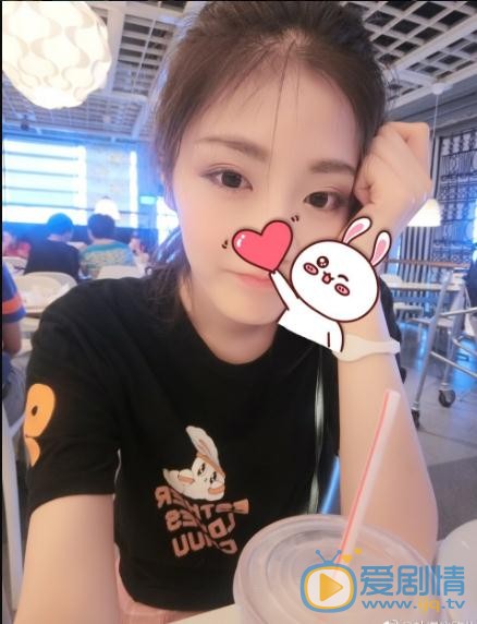 杜憬仪自拍写真 杜憬仪高清写真_杜憬仪高清剧照