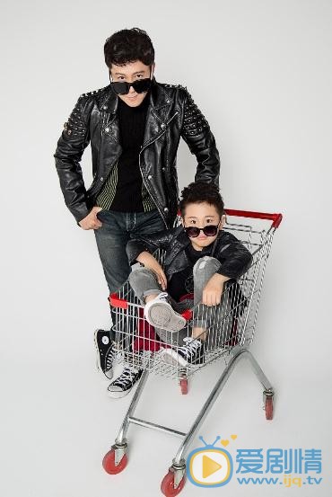 蔡国庆儿子蔡正轩写真 蔡国庆高清写真_蔡国庆高清剧照