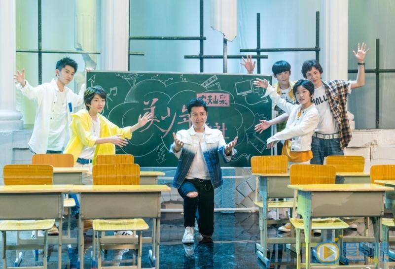 蔡国庆综艺节目照 蔡国庆高清写真_蔡国庆高清剧照