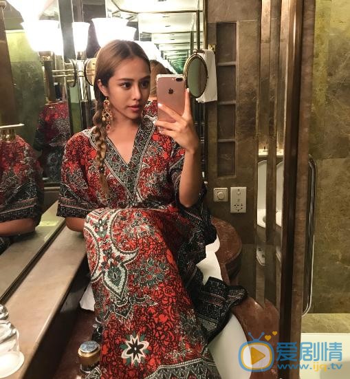 安紫依街拍写真 安紫依高清写真_安紫依高清剧照