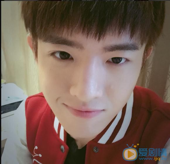 叶子诚高清写真_叶子诚高清剧照