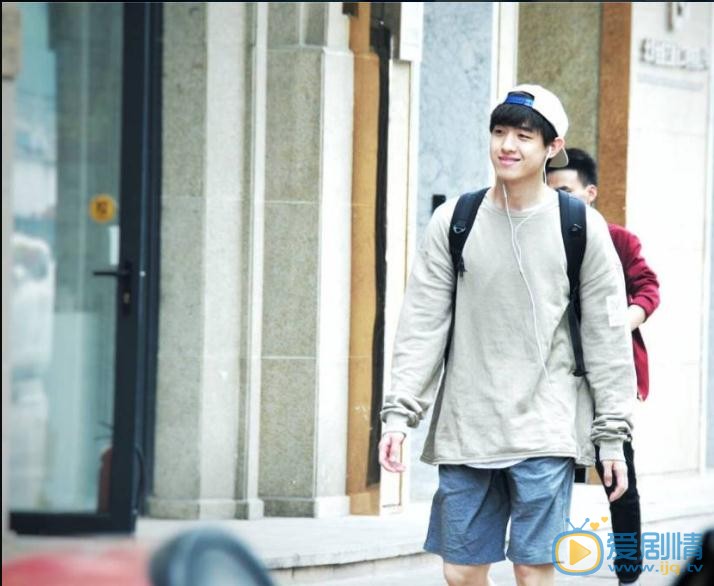 叶子诚高清写真_叶子诚高清剧照