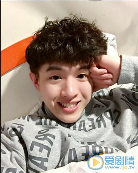 叶子诚高清写真_叶子诚高清剧照