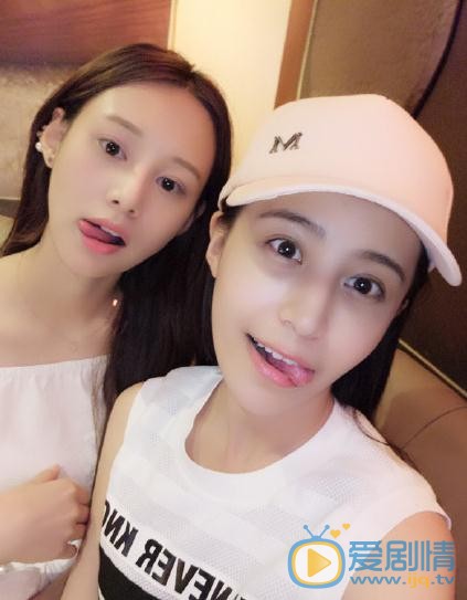姜星呈与人合照 姜星呈高清写真_姜星呈高清剧照