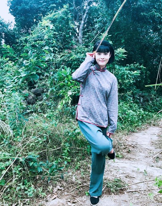 刘一含片场照 刘一含高清写真_刘一含高清剧照