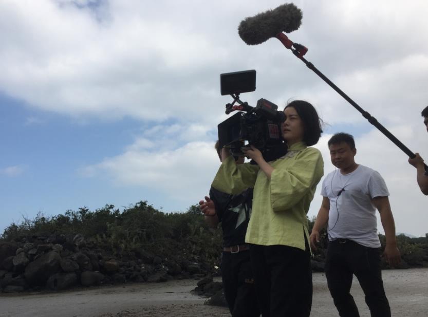 刘一含片场照 刘一含高清写真_刘一含高清剧照