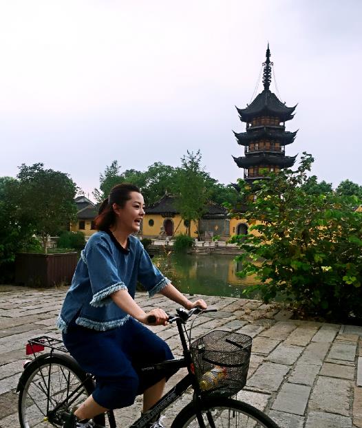 刘一含生活照 刘一含高清写真_刘一含高清剧照