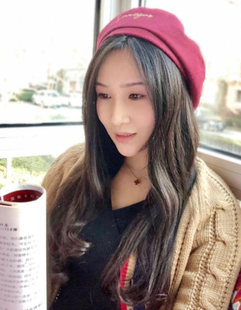 杨亭生活照 杨亭高清写真_杨亭高清剧照