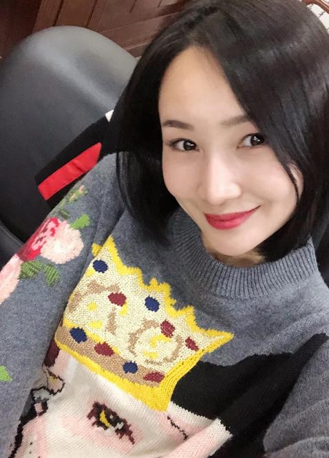 杨亭生活照 杨亭高清写真_杨亭高清剧照