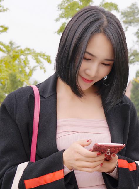 杨亭生活照 杨亭高清写真_杨亭高清剧照