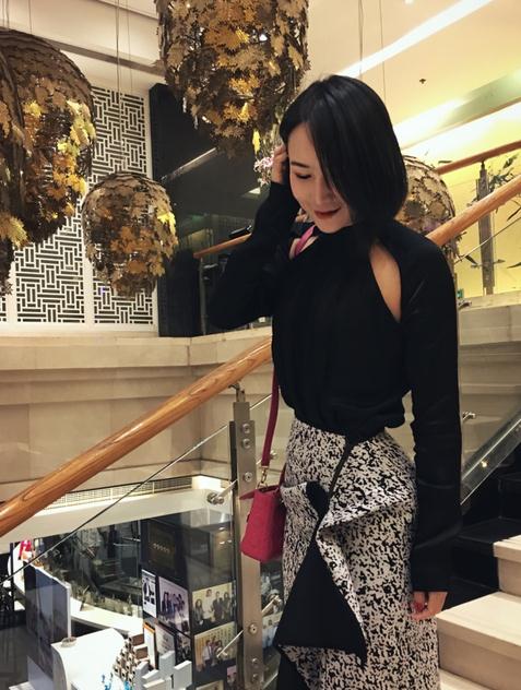 杨亭生活照 杨亭高清写真_杨亭高清剧照