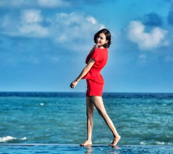 杨亭旅游照 杨亭高清写真_杨亭高清剧照