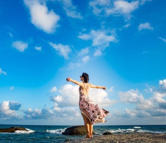 杨亭旅游照 杨亭高清写真_杨亭高清剧照