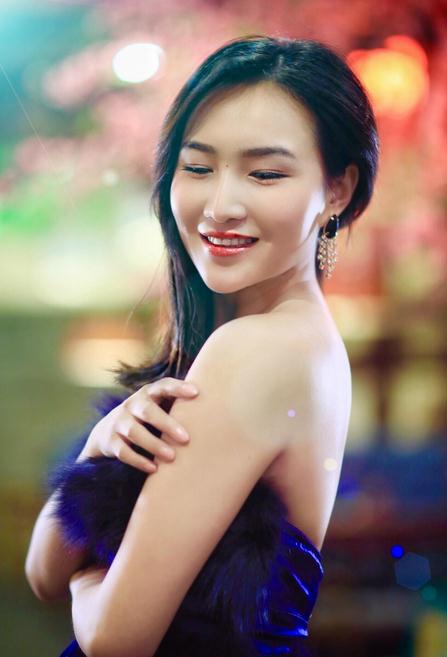 杨亭性感写真 杨亭高清写真_杨亭高清剧照