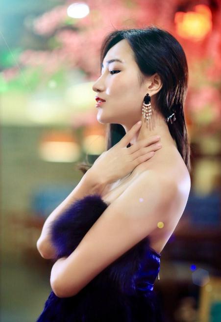 杨亭性感写真 杨亭高清写真_杨亭高清剧照