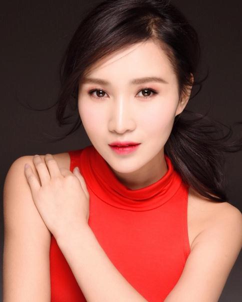 杨亭写真 杨亭高清写真_杨亭高清剧照