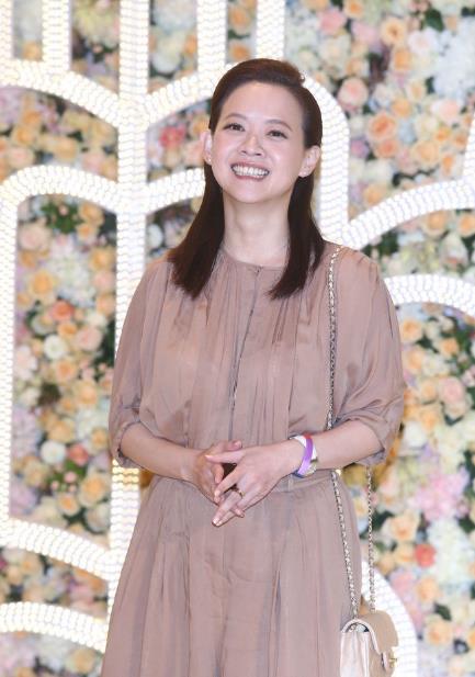 曾宝仪活动照 曾宝仪高清写真_曾宝仪高清剧照