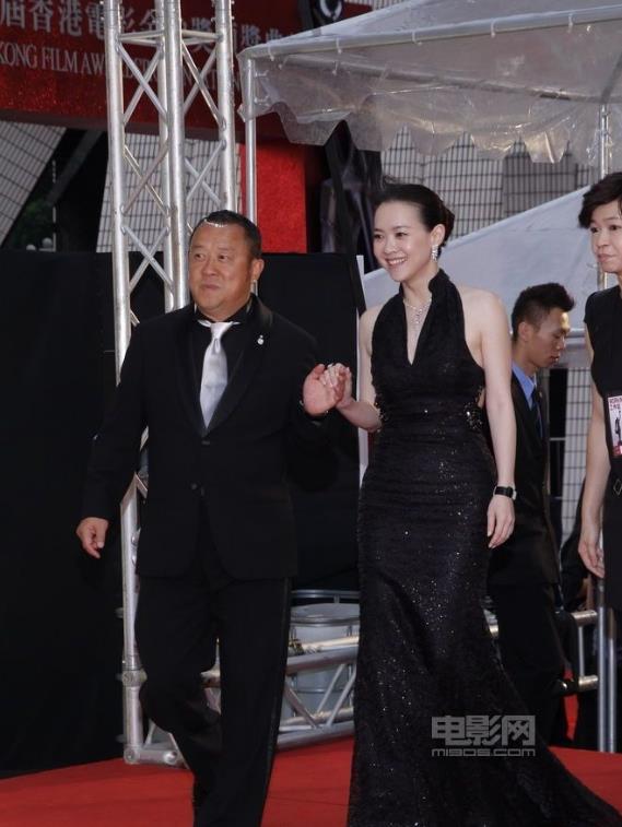 曾宝仪家人合照 曾宝仪高清写真_曾宝仪高清剧照