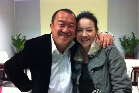 曾宝仪家人合照 曾宝仪高清写真_曾宝仪高清剧照