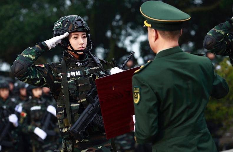 利刃出击是根据真实事件改编的吗？利刃出击主要讲述的是什么？