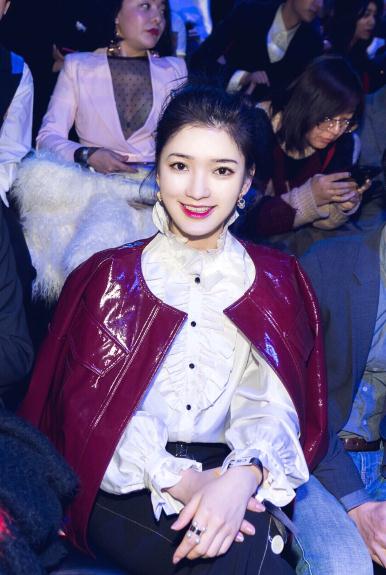 丁丁活动照 丁丁高清写真_丁丁高清剧照