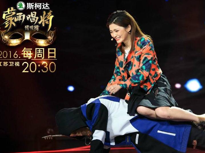 丁丁《蒙面唱将》节目照 丁丁高清写真_丁丁高清剧照