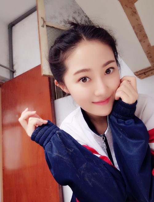 董昕赟片场照 董昕赟高清写真_董昕赟高清剧照