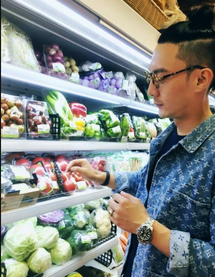 金楷杰生活照写真 金楷杰高清写真_金楷杰高清剧照