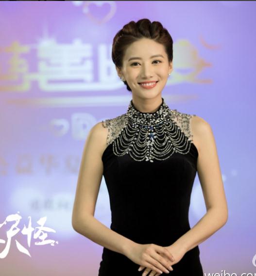 吴优参加活动写真 吴优高清写真_吴优高清剧照