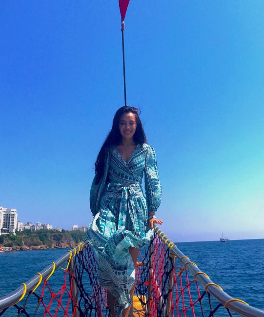 罗秋韵旅游照 罗秋韵高清写真_罗秋韵高清剧照