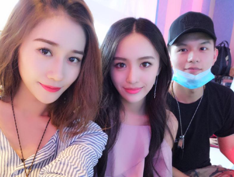 罗秋韵与人合照 罗秋韵高清写真_罗秋韵高清剧照