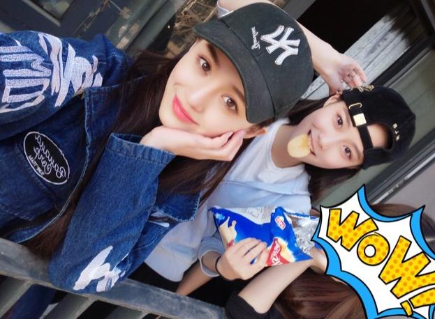 罗秋韵与人合照 罗秋韵高清写真_罗秋韵高清剧照