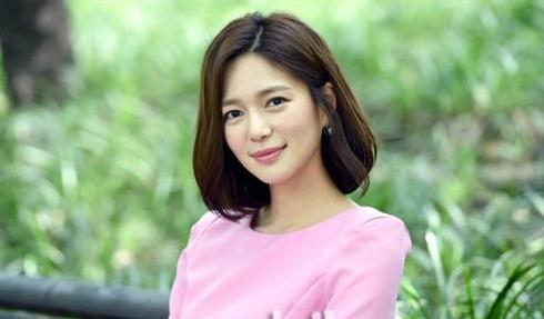 李伊利雅写真 李伊利雅高清写真_李伊利雅高清剧照