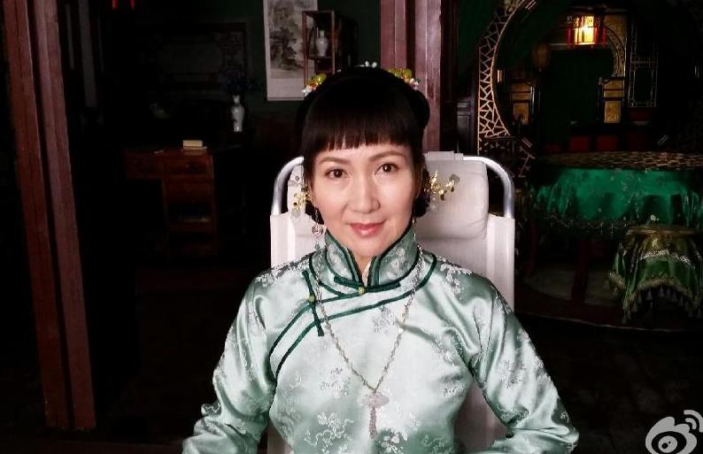 陈美琪片场照 陈美琪高清写真_陈美琪高清剧照