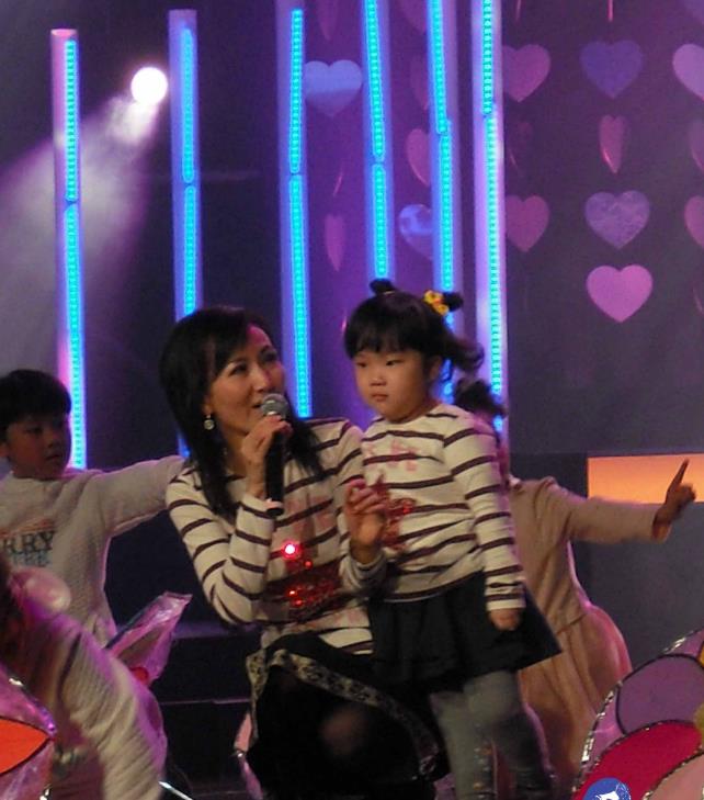 陈美琪综艺表演照 陈美琪高清写真_陈美琪高清剧照