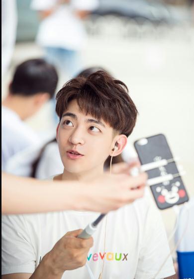 姜彭时尚写真 姜彭高清写真_姜彭高清剧照