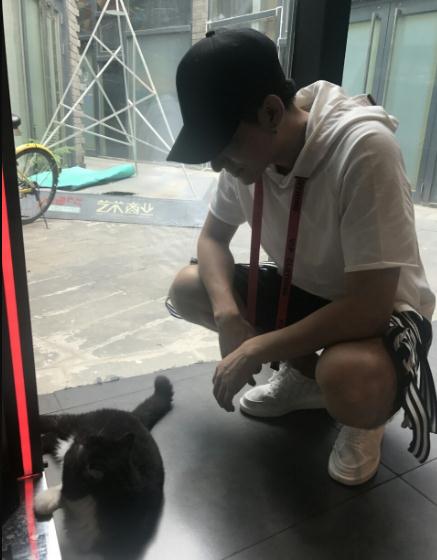 姜彭校园照写真 姜彭高清写真_姜彭高清剧照