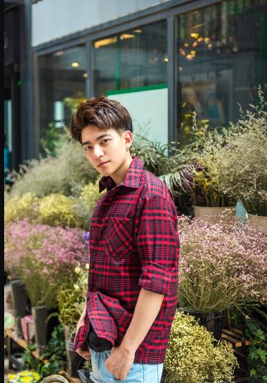 姜彭街拍照写真 姜彭高清写真_姜彭高清剧照