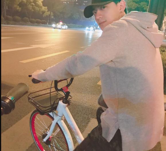 姜彭微博配图写真 姜彭高清写真_姜彭高清剧照