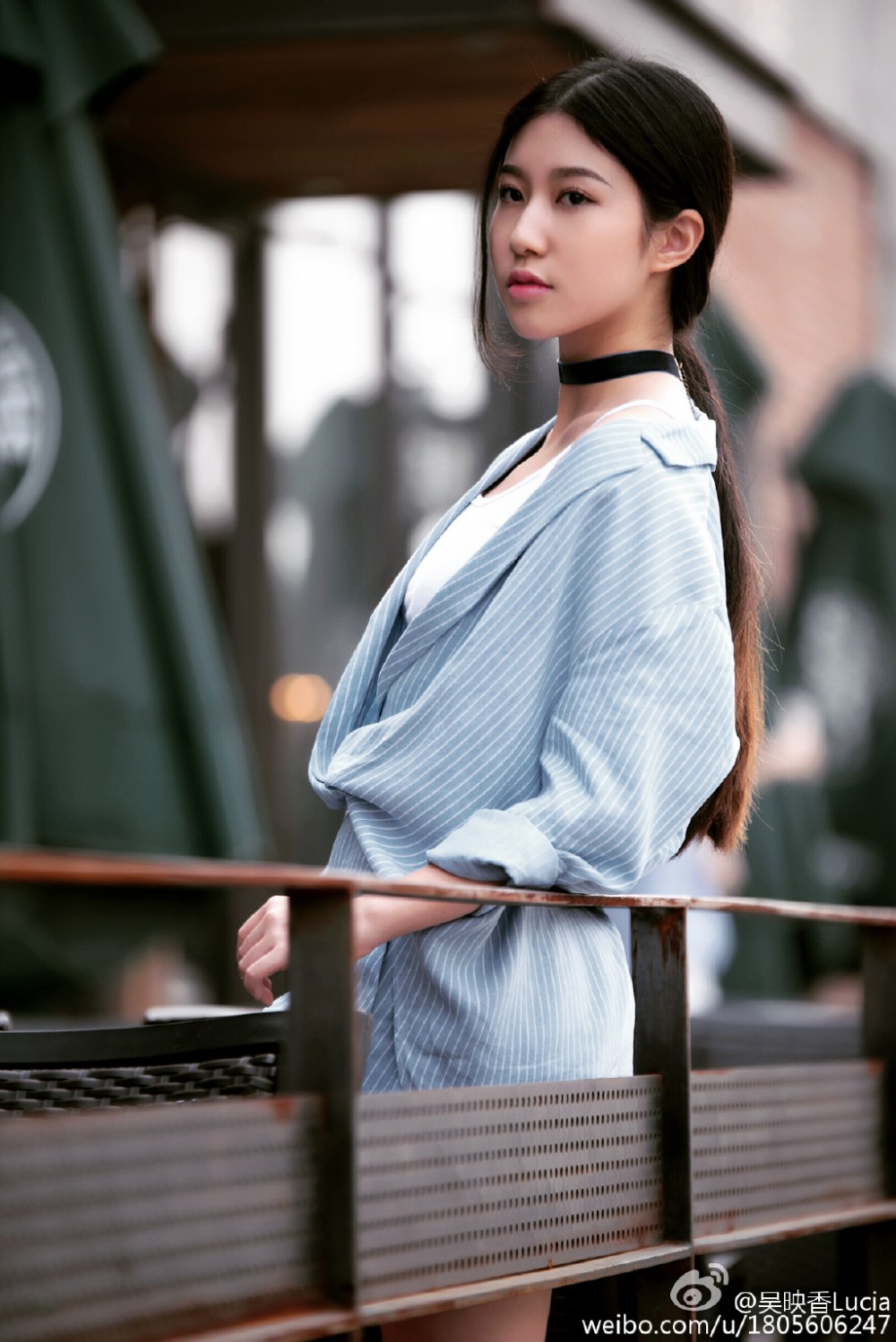 吴映香街拍照写真 吴映香高清写真_吴映香高清剧照