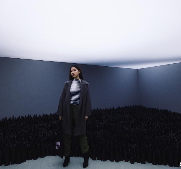 吴映香街拍照写真 吴映香高清写真_吴映香高清剧照