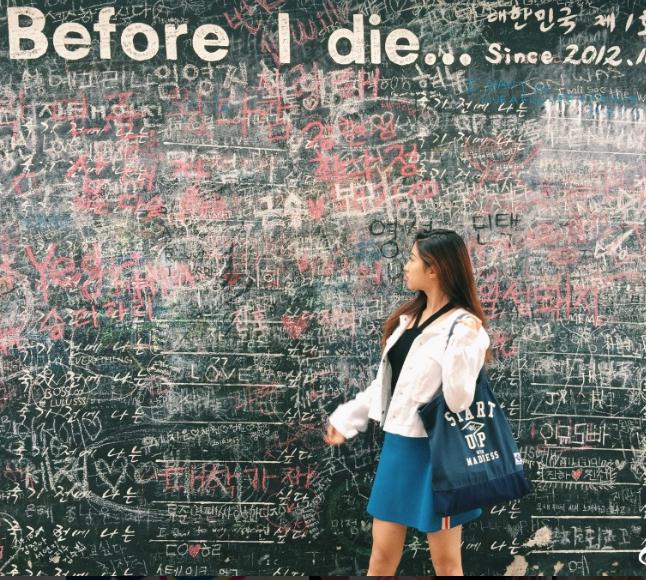 吴映香街拍照写真 吴映香高清写真_吴映香高清剧照