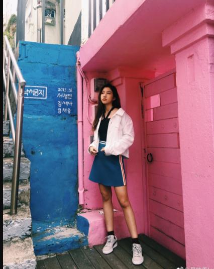 吴映香街拍照写真 吴映香高清写真_吴映香高清剧照