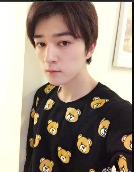 文卓早期写真 文卓高清写真_文卓高清剧照