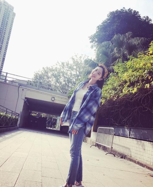 李嘉琪街拍写真 李嘉琪高清写真_李嘉琪高清剧照
