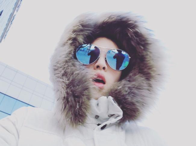 李嘉琪海边照 李嘉琪高清写真_李嘉琪高清剧照