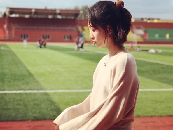 李嘉琪海边照 李嘉琪高清写真_李嘉琪高清剧照