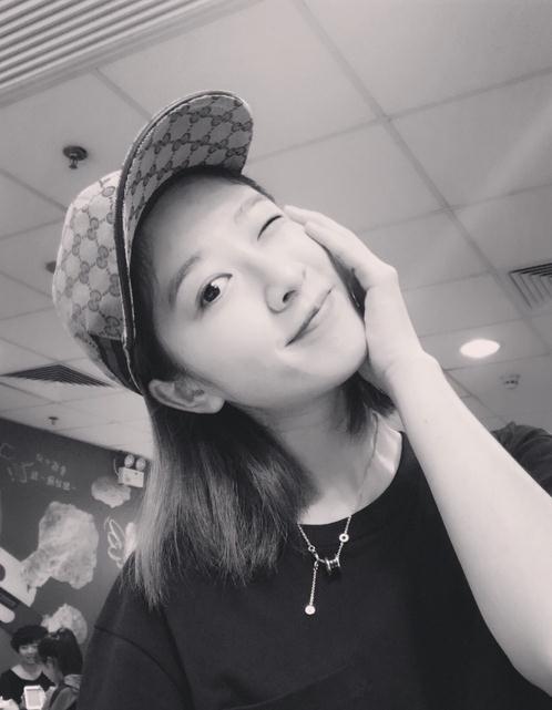李嘉琪海边照 李嘉琪高清写真_李嘉琪高清剧照