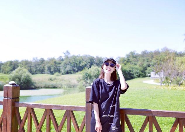 李嘉琪海边照 李嘉琪高清写真_李嘉琪高清剧照