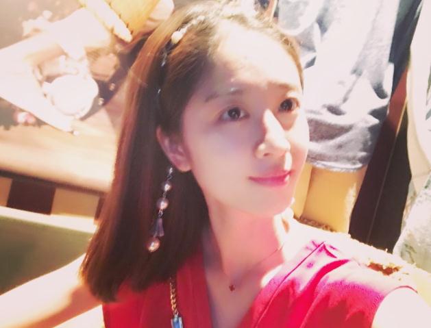 李嘉琪海边照 李嘉琪高清写真_李嘉琪高清剧照